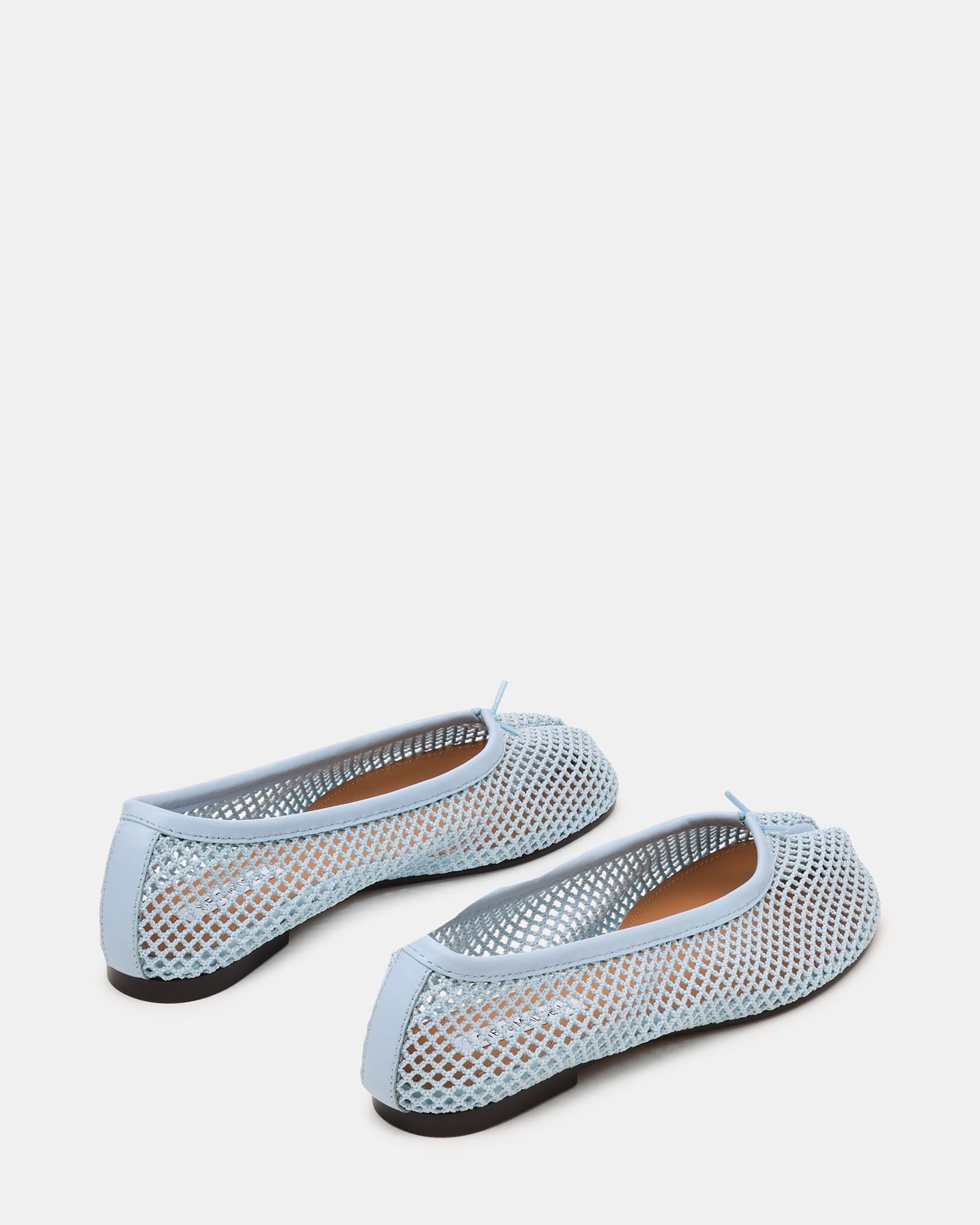 CALICO LIGHT BLUE MESH